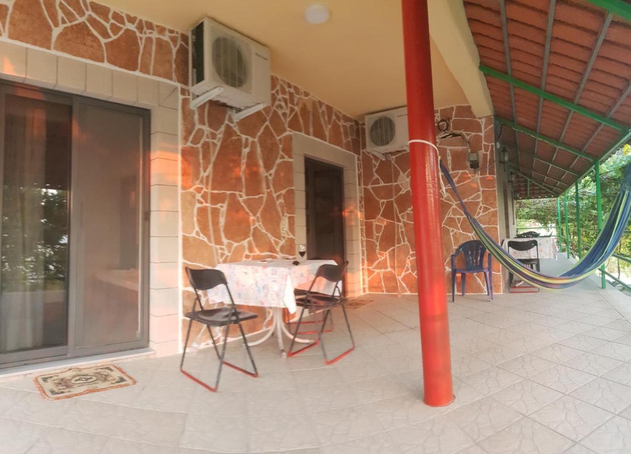 Romeo'S Guest House 2 Piqeras Exterior foto
